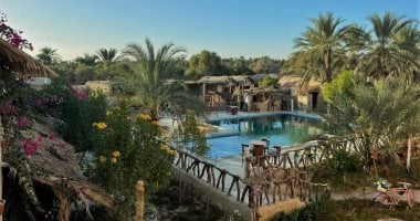 انتعاش السياحة الشتوية والسفارى بواحة سيوة.. إجازة منتصف العام الدراسى تزيد الإقبال الداخلى والخارجى.. رواج فى مختلف الأنشطة التجارية والخدمية بالواحة.. الفنادق والكامبات تشهد ارتفاع نسب الإشغال.. صور