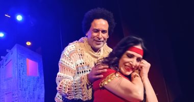 ميرنا وليد ومصطفى شوقى يفتتحان ابن الأصول على مسرح ميامي.. صور