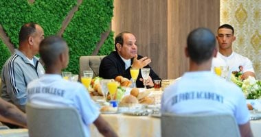 التفاصيل الكاملة لزيارة الرئيس السيسى للأكاديمية العسكرية فجرًا وحواره مع الطلبة