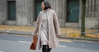 9 حيل لارتداء الفساتين فى الشتاء دون الشعور بالبرد؟ أنيقة ودافئة