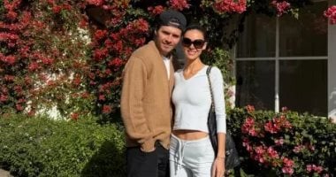 أسلوب حياة زوجة بروكلين بيكهام الفاخر يثير شائعات عن راتب شهرى بمليون دولار