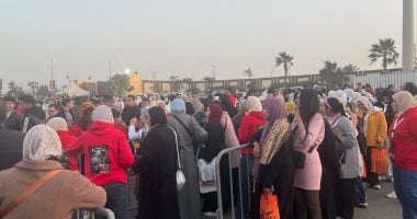 طوابير على حفل توقيع "نادر فودة 9" بمعرض القاهرة الدولى للكتاب