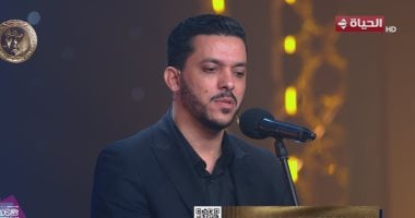 دولة التلاوة.. محمود كمال يكشف طرق سيطرته على التوتر.. ووزير الأوقاف ينصحه