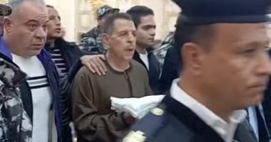 جار موظف قرية العزيزية: المجنى عليه قدم الكفن حقنا للدماء وفقد حياته دون ذنب