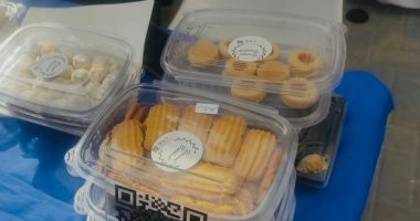 الكحك والبيتى فور يزاحمان الكتب فى معرض القاهرة الدولى للكتاب