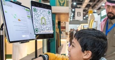 إقبال رواد معرض القاهرة الدولي للكتاب على تطبيقات وزارة الشؤون الإسلامية السعودية  