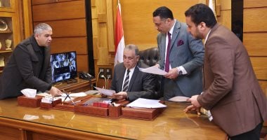 نقيب المحامين يتابع سير العملية الانتخابية بمختلف النقابات الفرعية