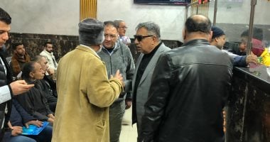 محافظ الدقهلية يوجه بسرعة الرد على استفسارات المواطنين وشكواهم