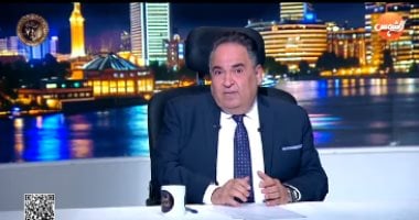 محمد علي خير يصف مشهد صلاة الجمعة بمعرض الكتاب بـ المهيب.. ويؤكد: لوحة حضارية