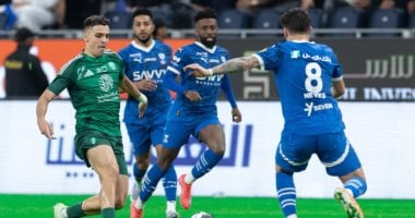 جانب من مباراة سابقة بين الهلال والاهلي