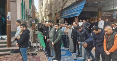 العشرات يشيعون جنازة طبيب امتياز بطب طنطا توفى بسبب وعكة صحية