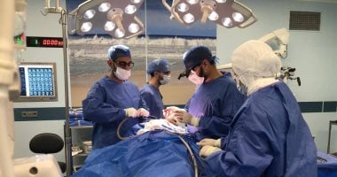 جراحة دقيقة تنقذ شابًا من ورم بالمخ في مستشفيات جامعة قناة السويس