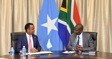 الصومال وجنوب أفريقيا يبحثان توسيع التعاون في التجارة والتعليم والصحة