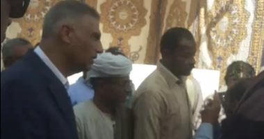 بدء التشغيل التجريبى لمحطة صرف الصحى البحيرة بإدفو فى أسوان.. فيديو