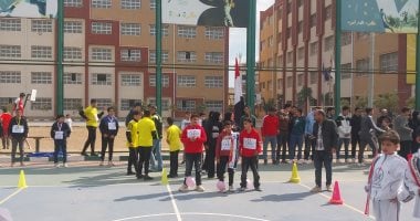 تعليم دمياط تتسلم شعلة "أولمبياد المدارس" بنهائى إدارة فارسكور التعليمية