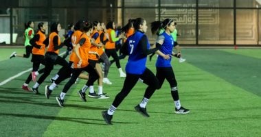 محاضرات فنية واختبار بدني لـ 60 محكمة تحت إشراف أوسكار رويز