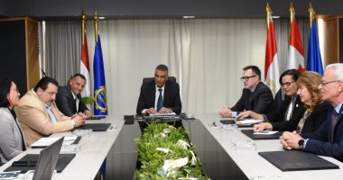 محافظ أسوان يتابع مشروع الزراعة الذكية بتمويل 10 ملايين دولار كندى