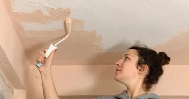 بتفكر تجدد شقتك قبل رمضان.. أخطاء يجب تجنبها عند تطبيق الألوان الزاهية