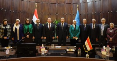 رئيس جامعة الإسكندرية يستقبل سفير الأرجنتين لبحث سبل التعاون المشترك.. صور