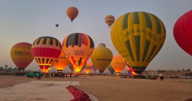 سماء الأقصر تشهد تحليق 68 رحلة بالون طائر تقل 1900 سائح من حول العالم.. صور 