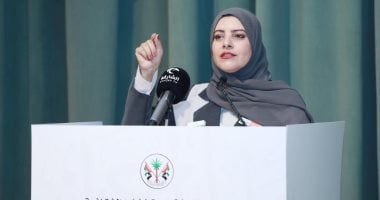الشاعرة العمانية بدرية البدرى: الشعر النبطى هوية تعبر بين الأوطان
