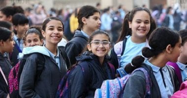 عشان متتأخرش على المدرسة.. 4 نصائح لتصفيف شعر ابنتك فى دقائق 