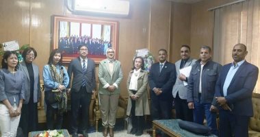 نائب محافظ الوادي الجديد تبحث مستجدات مشروع استدامة الموارد المائية