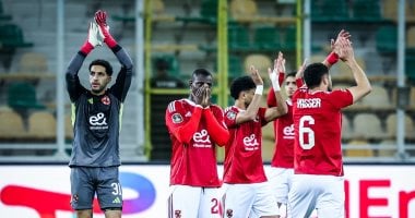 الأهلي يتعادل سلبياً مع شبيبة القبائل ويعود من الجزائر ببطاقة التأهل إلى ربع نهائي دوري الأبطال.. توروب: غير راضي عن الأداء.. وليد صلاح الدين: إمام كان إجازة لأداء العمرة.. وموقعة الجيش الملكي لحسم الصدارة