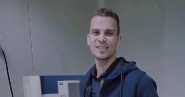 وفاة أخصائى تمريض داخل العناية المركزة بمستشفى سوهاج التعليمى أثناء أداء عمله