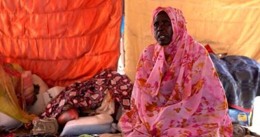 الفرار إلى المجهول.. الأمم المتحدة تنشر روايات الرحلة الشاقة للسودانيات.. النازحات: نعيش معاناة هائلة من العنف والهروب من النيران.. ويؤكدن: نسير أياما طويلة على أقدامنا ونغطى الأطفال بأجسادنا لحمايتهم من الرصاص