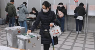 بدء التصويت فى انتخابات تشريعية مبكرة باليابان 