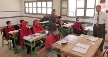 وكيل تعليم الوادى الجديد يوجه بتوفير الرعاية الاجتماعية للطلاب داخل المدارس