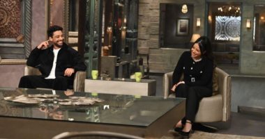 المطرب أحمد جمال وزوجته فرح الموجي يكشفان قصة حبهما في صاحبة السعادة