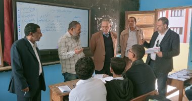 مدير تعليم أسيوط يتابع الانضباط المدرسى فى 4 مدارس بأبو تيج
