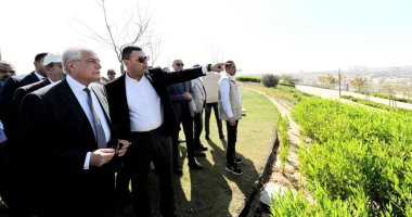 وزير الإسكان ومحافظ القاهرة يتفقدان مشروعات تطوير القاهرة الخديوية