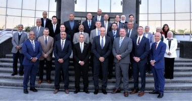 وزير الطيران المدني يلتقي وفد إدارة الطيران الفيدرالي الأمريكية (FAA) 