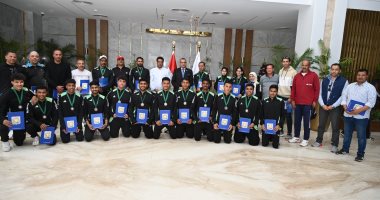 محافظ جنوب سيناء يكرم أبطال المحافظة الفائزين فى أولمبياد المحافظات الحدودية