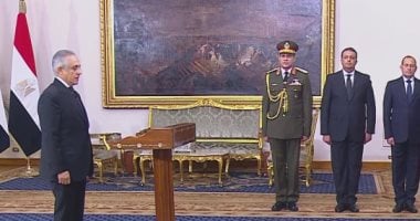المستشار محمود الشريف يؤدى اليمين الدستورية وزيرا للعدل