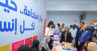 «صناع الخير» تفتح «مركز استدامة» للحرف اليدوية والتراثية بإحدى قرى أسوان.. صور