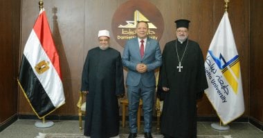 رئيس جامعة دمياط يستقبل الدكتور أحمد كريمة فى ندوة عن شهر رمضان الكريم