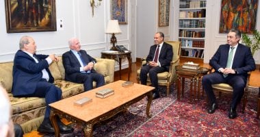 وزير الخارجية خلال اللقاء