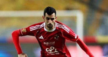 يوسف بلعمري لاعب الأهلي