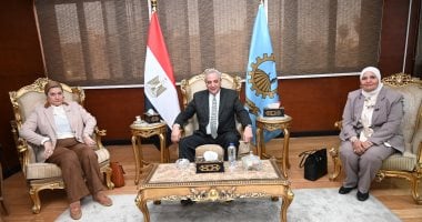 محافظ الغربية يستقبل رئيسة المجلس القومى للطفولة فى مستهل زيارتها للمحافظة