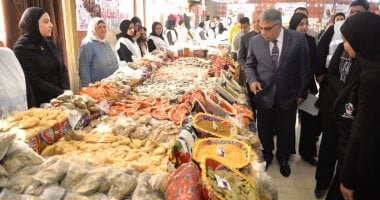 محافظ الدقهلية يفتتح المعرض المجانى بدون حساب لدعم 450 أسرة من الأولى بالرعاية
