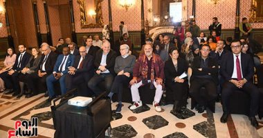 تكريم خالد الصاوى فى مهرجان الأقصر للسينما الأفريقية وإهداء الدورة لـ5 راحلين.. صور 