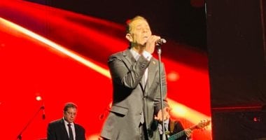 استقبال حافل من جمهور عيد الحب بالأوبرا لحفل مدحت صالح بحضور ميرفت أمين 