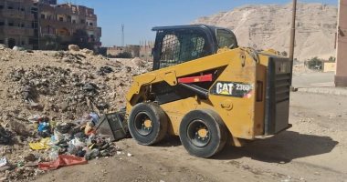 رفع 30 طن قمامة ومخلفات صلبة وأتربة بحى الكوثر فى سوهاج
