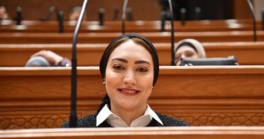 النائبة أسماء الجمال تقدم سؤالاً لوزير التعليم حول زيادة سنوات التعليم الإلزامي