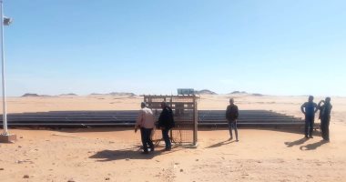 تسليم 7 آبار لزراعة 3 آلاف فدان بمنطقة خور قندى في أسوان