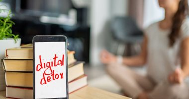 4 أبراج محتاجين ديتوكس رقمى قبل رمضان.. سينقذ برج الجدى  من التفكير الزائد